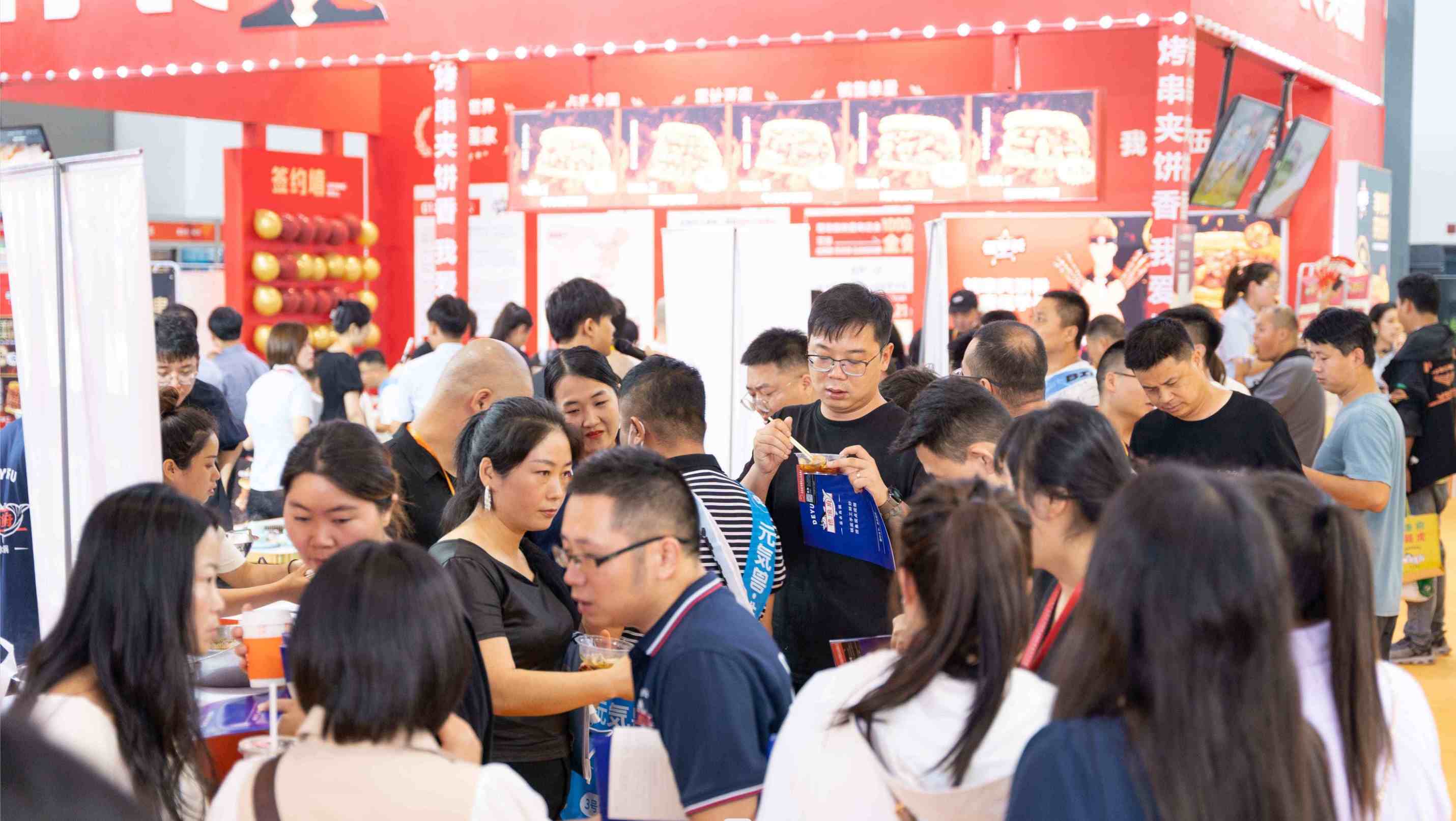 餐饮行业如何打造加盟品牌知名度-BRFE餐饮加盟展会助力品牌腾飞