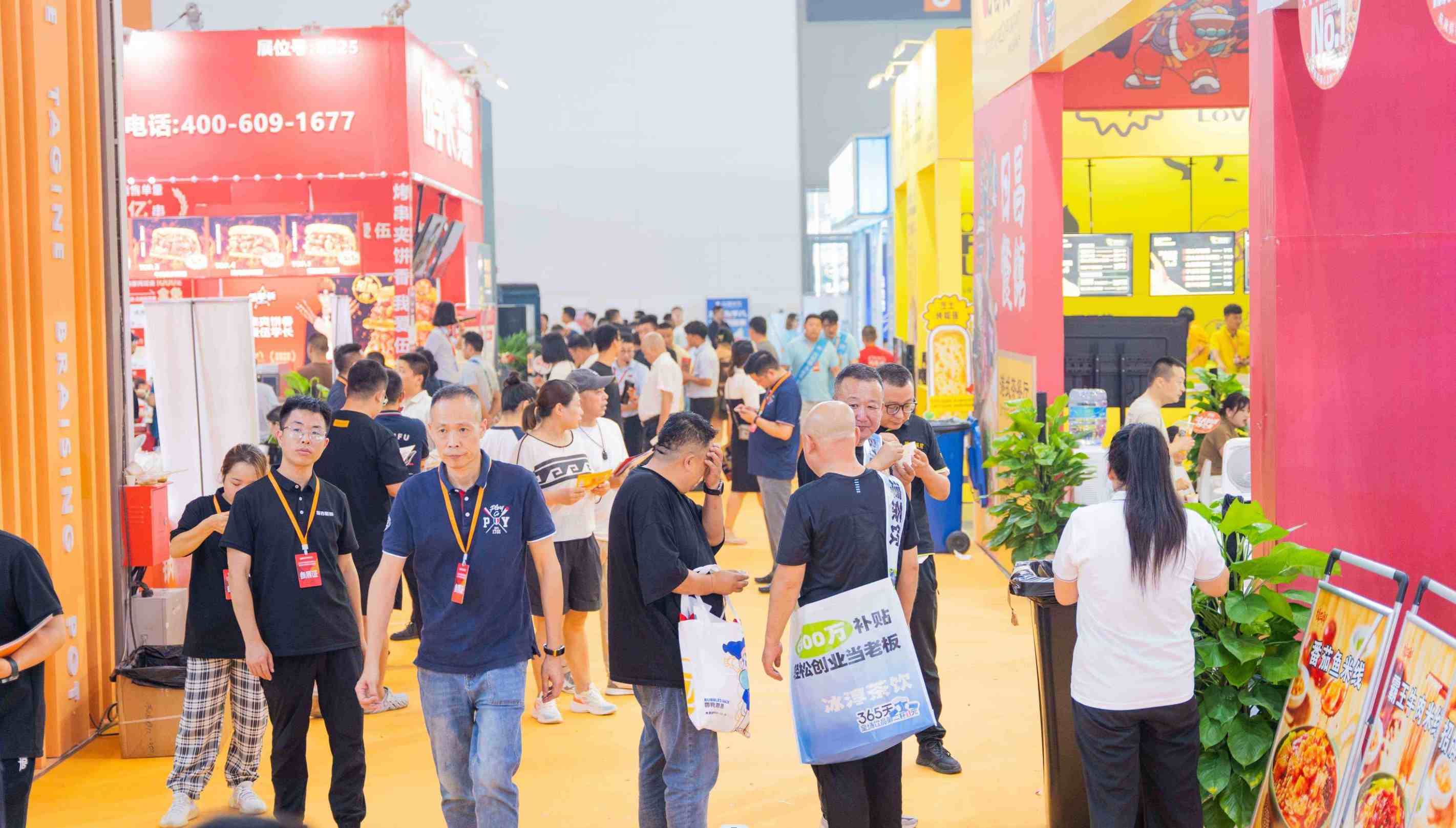 5月10日西安展会-BRFE西安餐饮连锁加盟展览会空港新城临空会展中心开幕