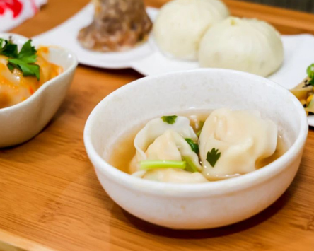 吉祥馄饨 || 它靠一碗小馄饨火了24年，开出近3000家店！